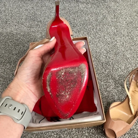 Christian Louboutin Blush Patent Heels - Picture 4 of 5